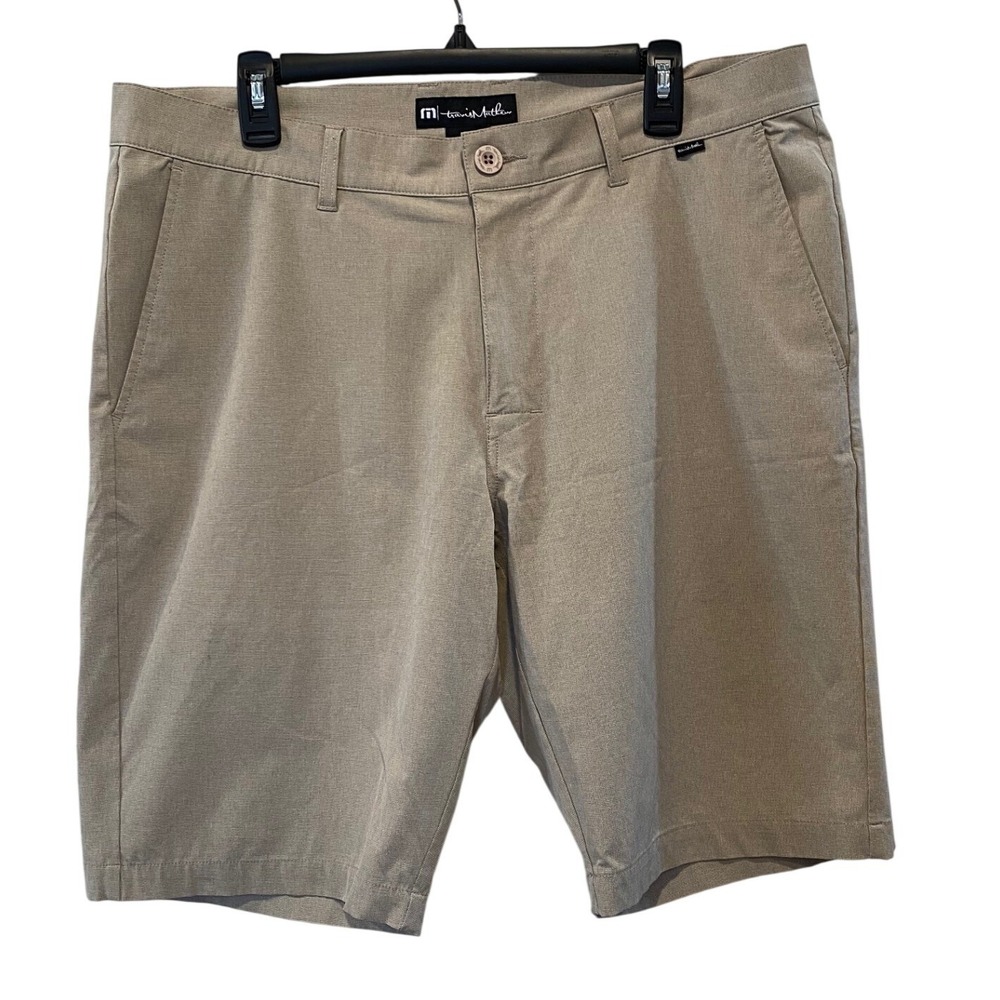 Travis Mathew Mens Golf Shorts Tan Khaki Micro Pattern Sz 36 Performance Stretch